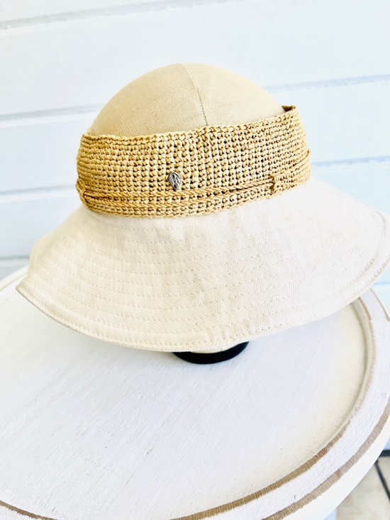 HELEN KAMINSKI Cotton & Raffia Visor Hat in Off White main image 6